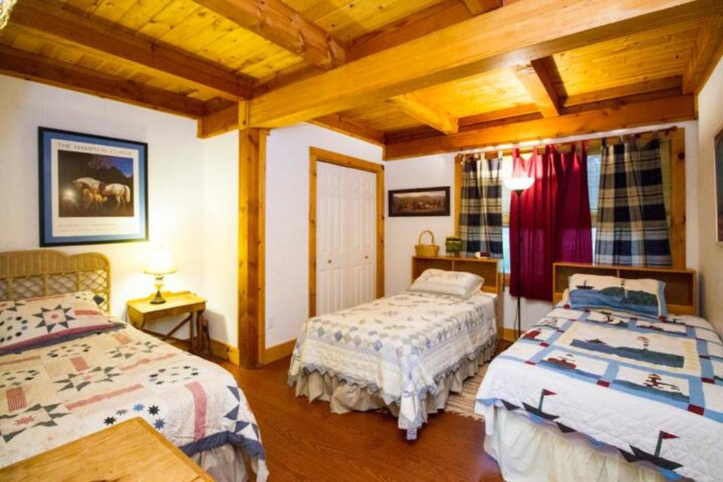 Cowgirl Palace Саг-Харбор Экстерьер фото